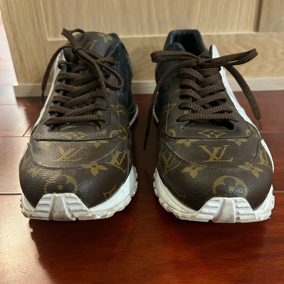 Louis Vuitton ‘Tri-Color’ Run Away Sneaker Men’s Size 12 Excellent Condition - Picture 5 of 9